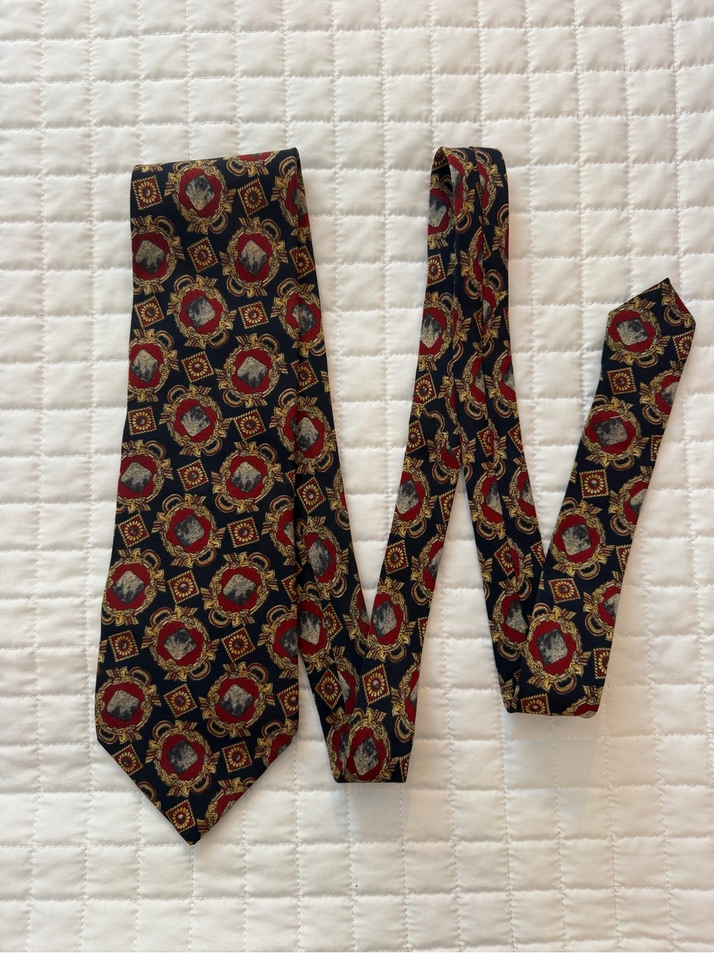Vintage Metropolitan Museum of Art Tie